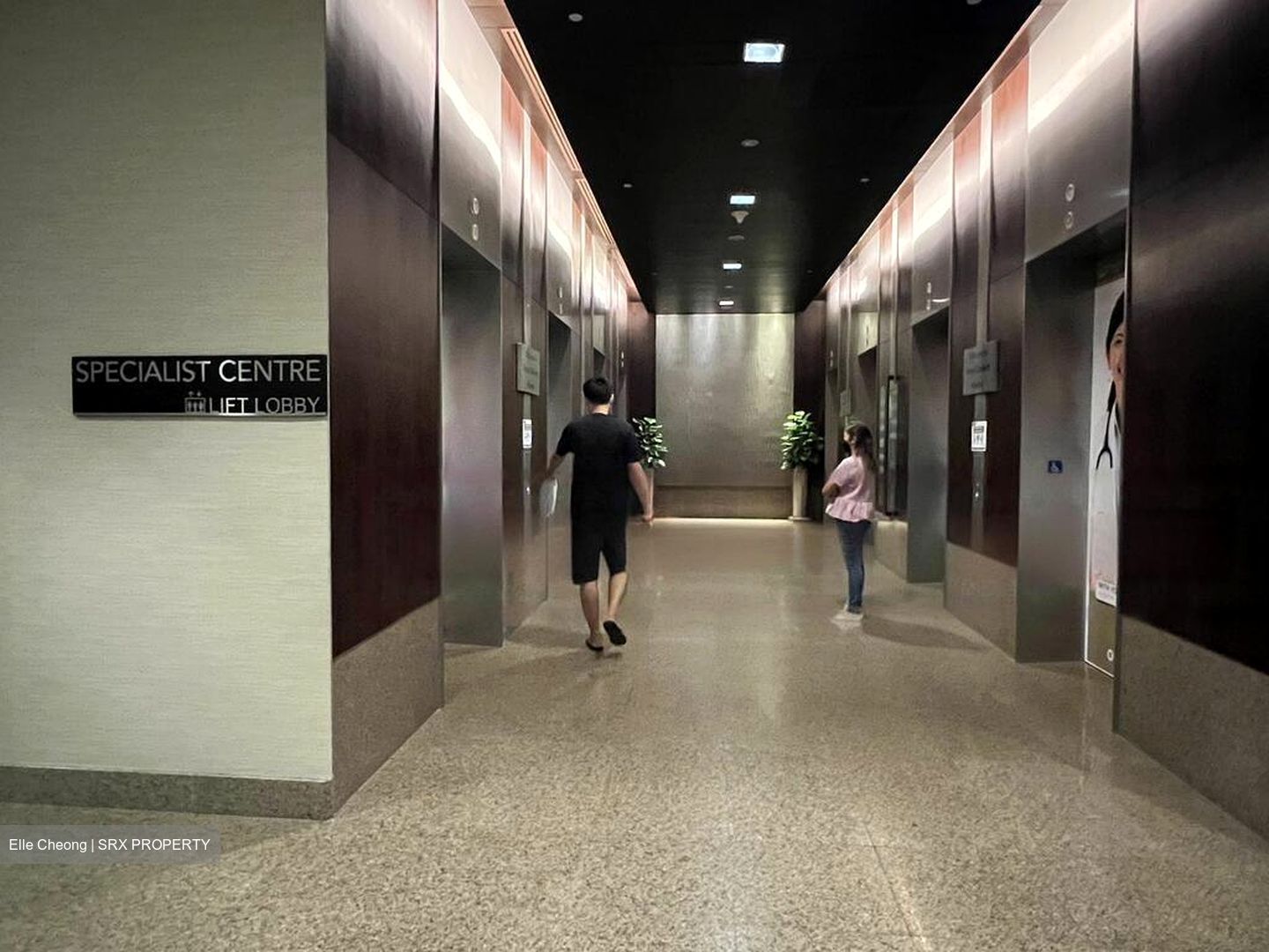 Mount Elizabeth Novena Hospital (D12), Retail #453956281